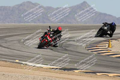 media/Oct-02-2025-Racers Edge (Thu) [[2c91cb6ab3]]/2-A Group/Session 5-Turn 12 (130pm)/